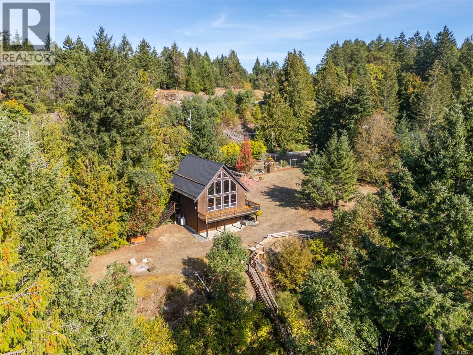 2405 Lindsey Rd, Nanaimo