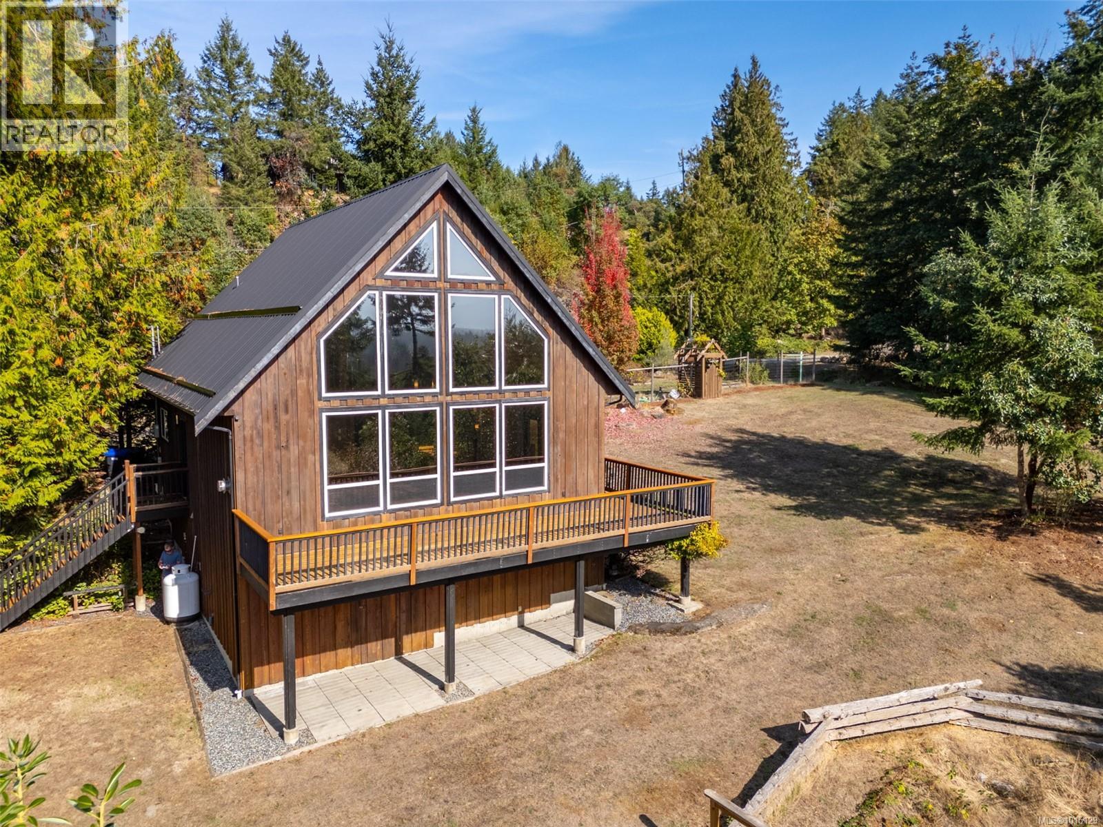 2405 Lindsey Rd, Nanaimo