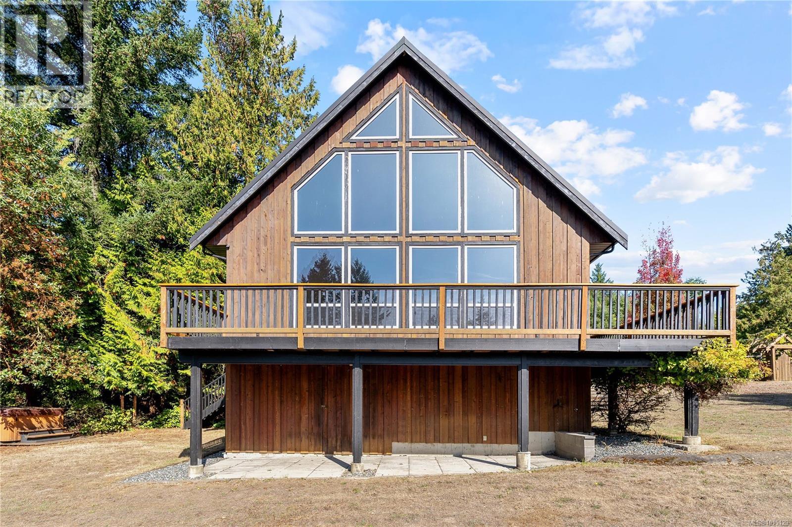 2405 Lindsey Rd, Nanaimo