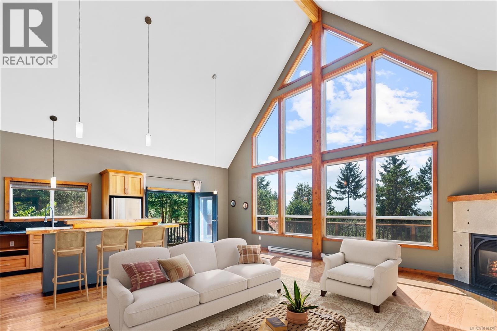 2405 Lindsey Rd, Nanaimo