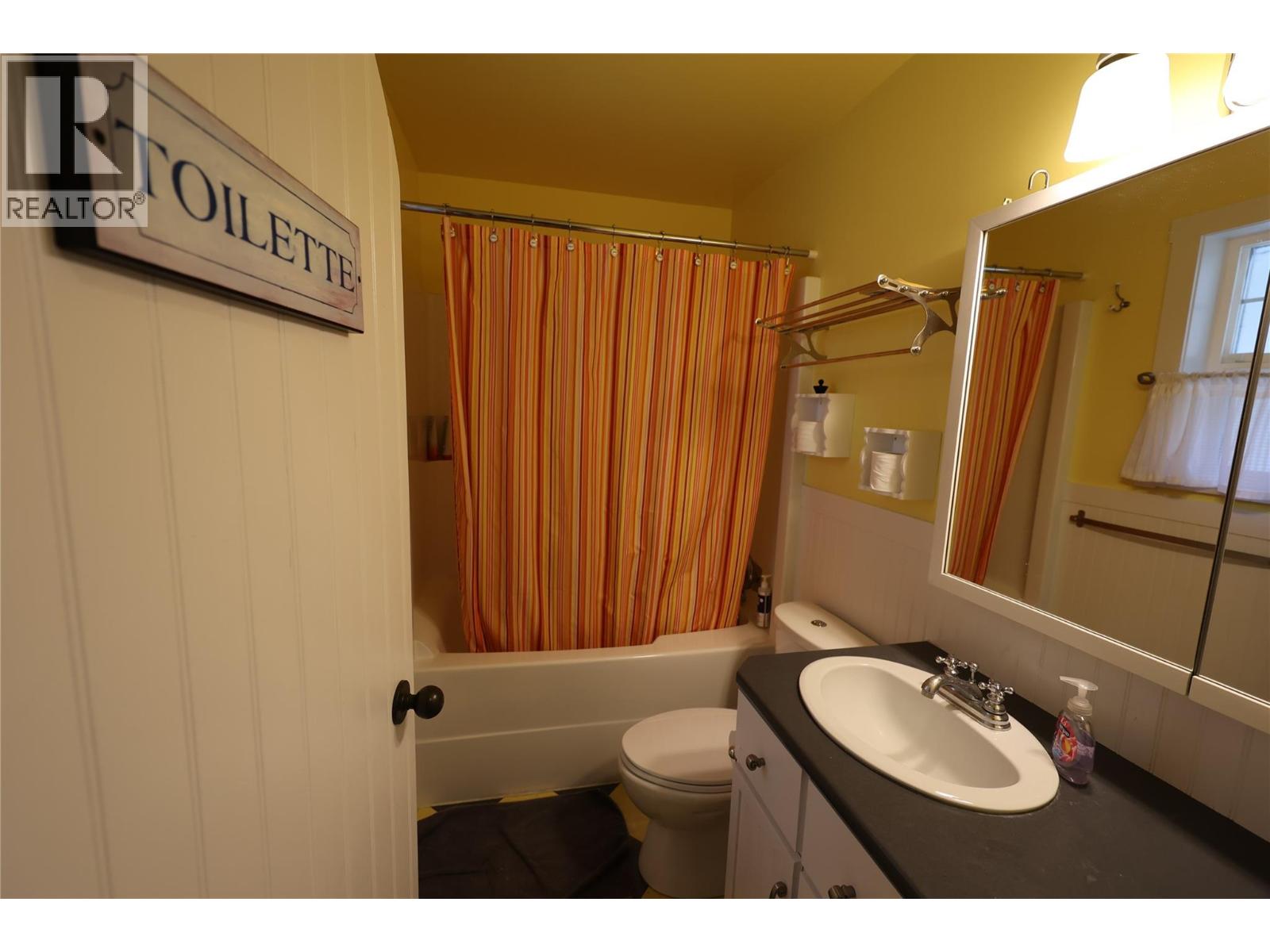 4014 Summers Creek Road, Princeton