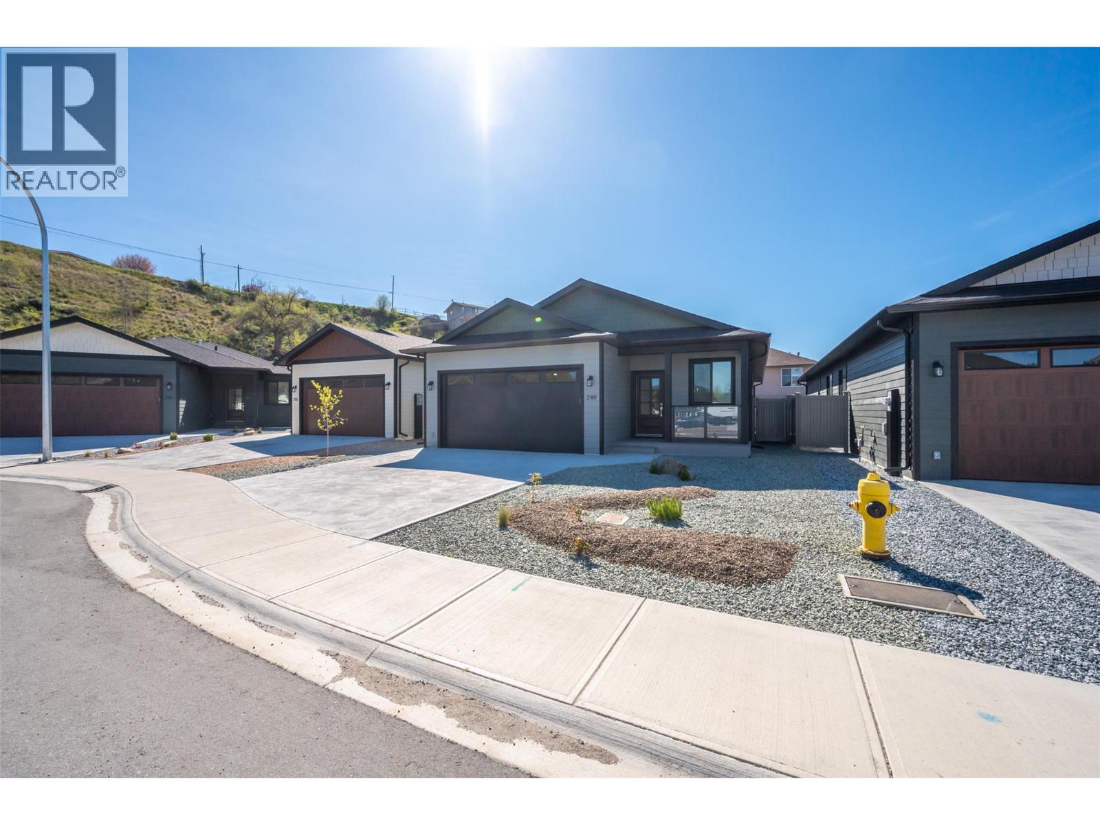 249 BENTGRASS Avenue, Oliver