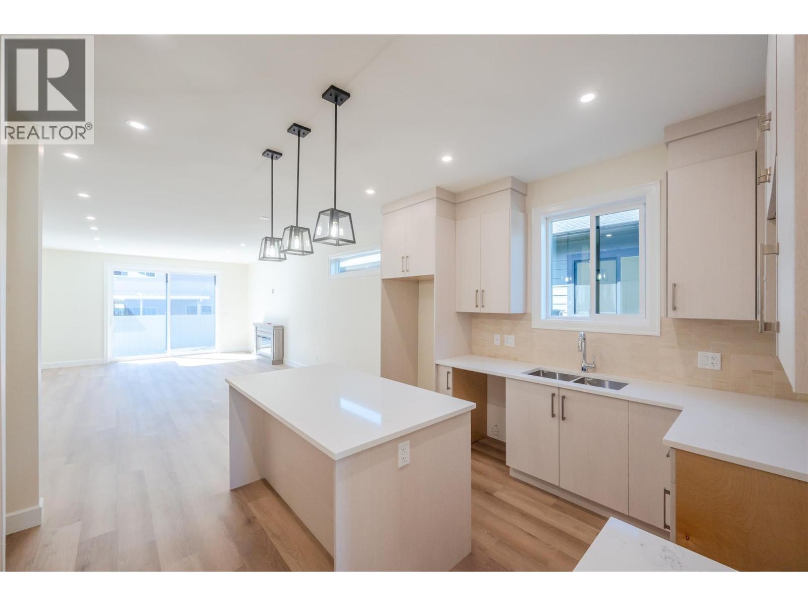 249 BENTGRASS Avenue, Oliver
