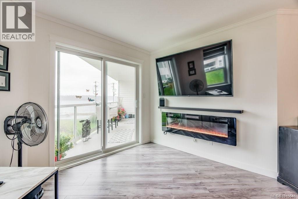 216 390 Island Hwy S, Campbell River