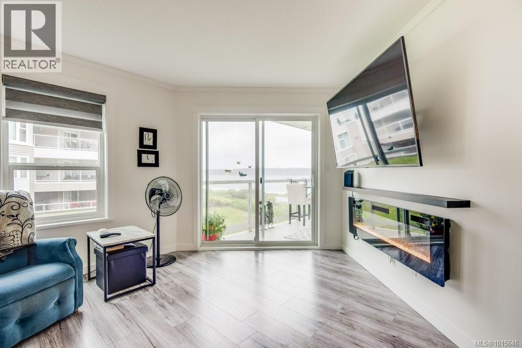 216 390 Island Hwy S, Campbell River