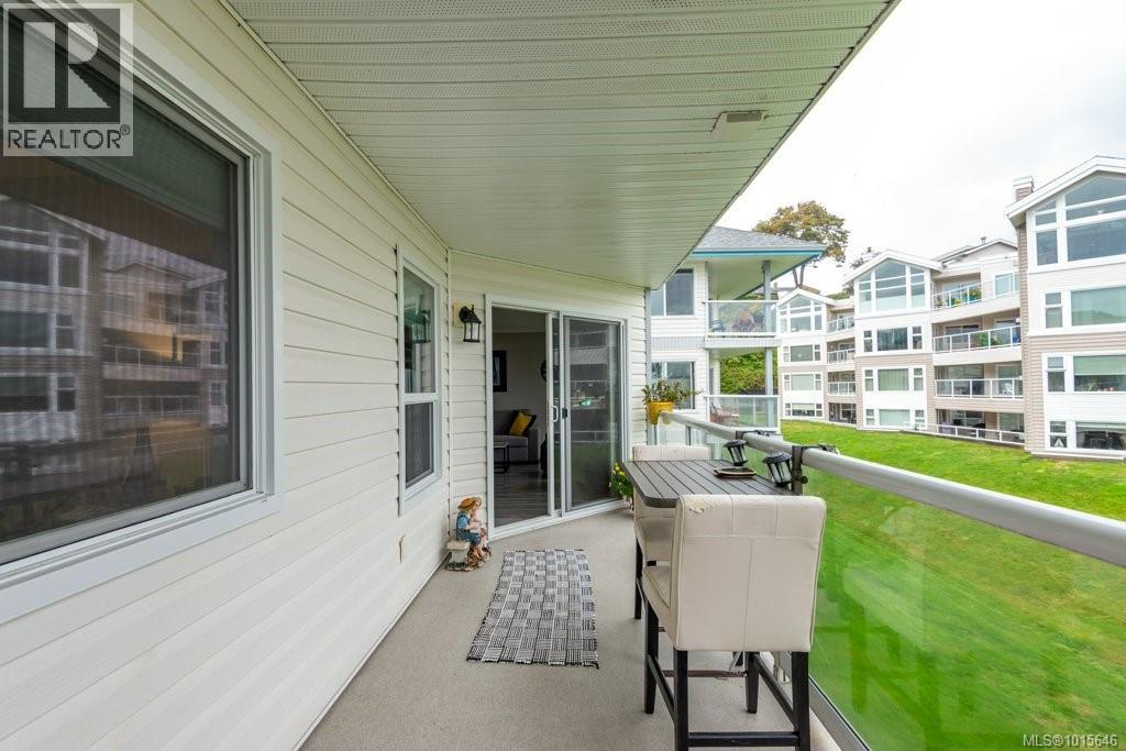 216 390 Island Hwy S, Campbell River