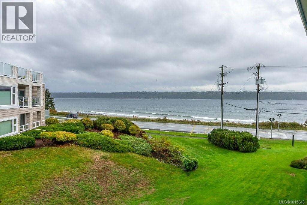 216 390 Island Hwy S, Campbell River