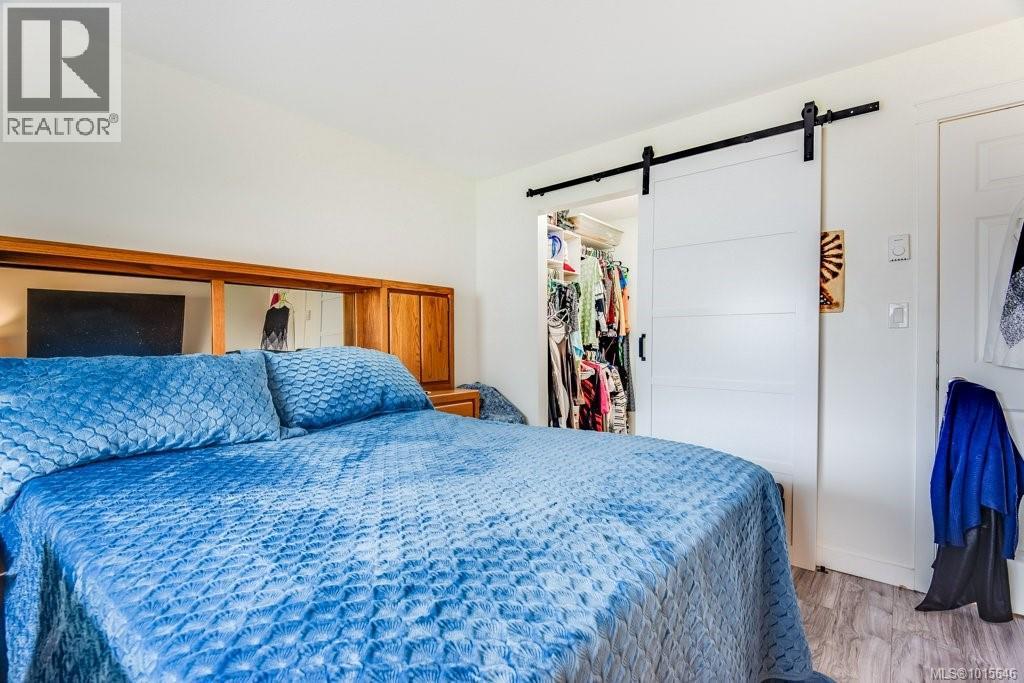 216 390 Island Hwy S, Campbell River