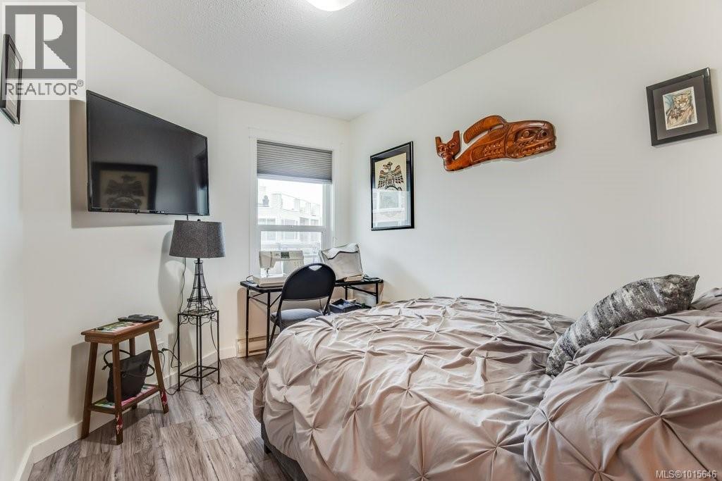 216 390 Island Hwy S, Campbell River