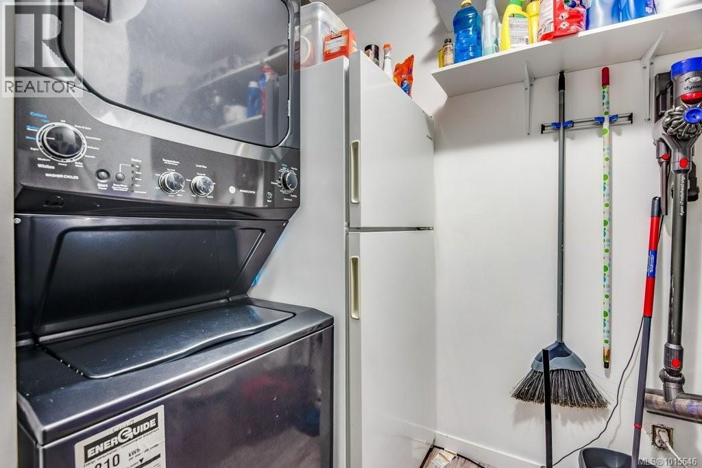 216 390 Island Hwy S, Campbell River