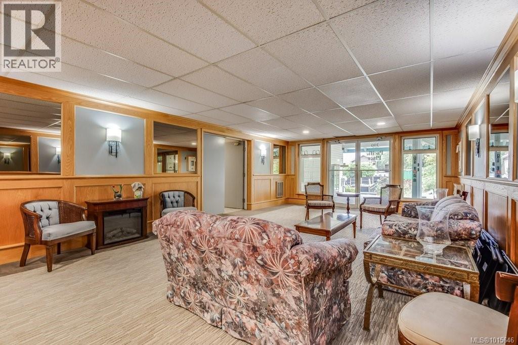 216 390 Island Hwy S, Campbell River