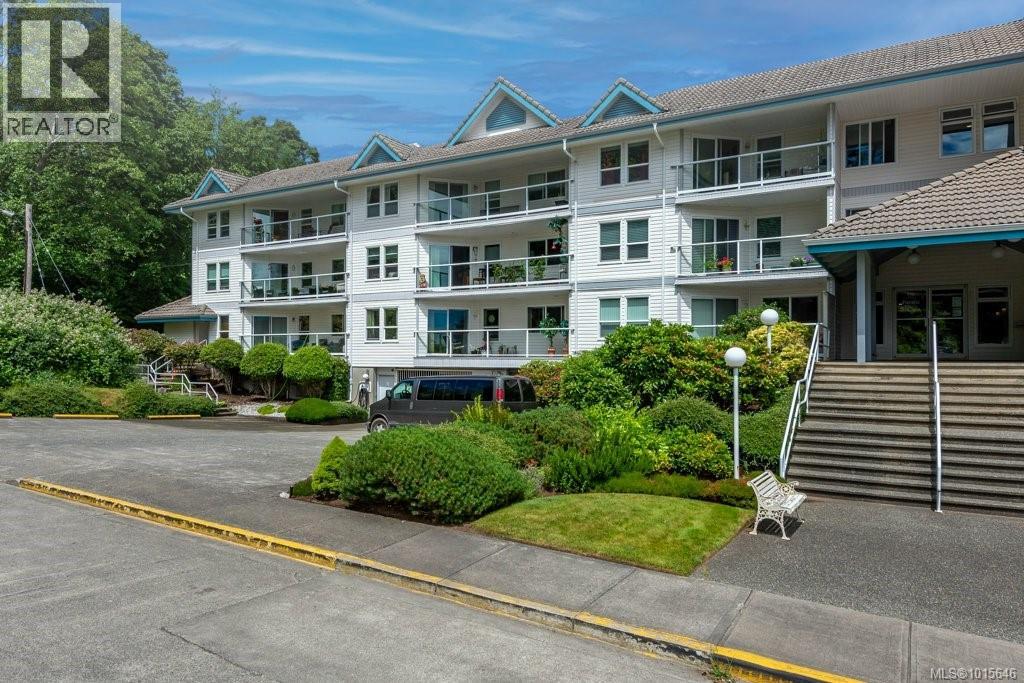 216 390 Island Hwy S, Campbell River