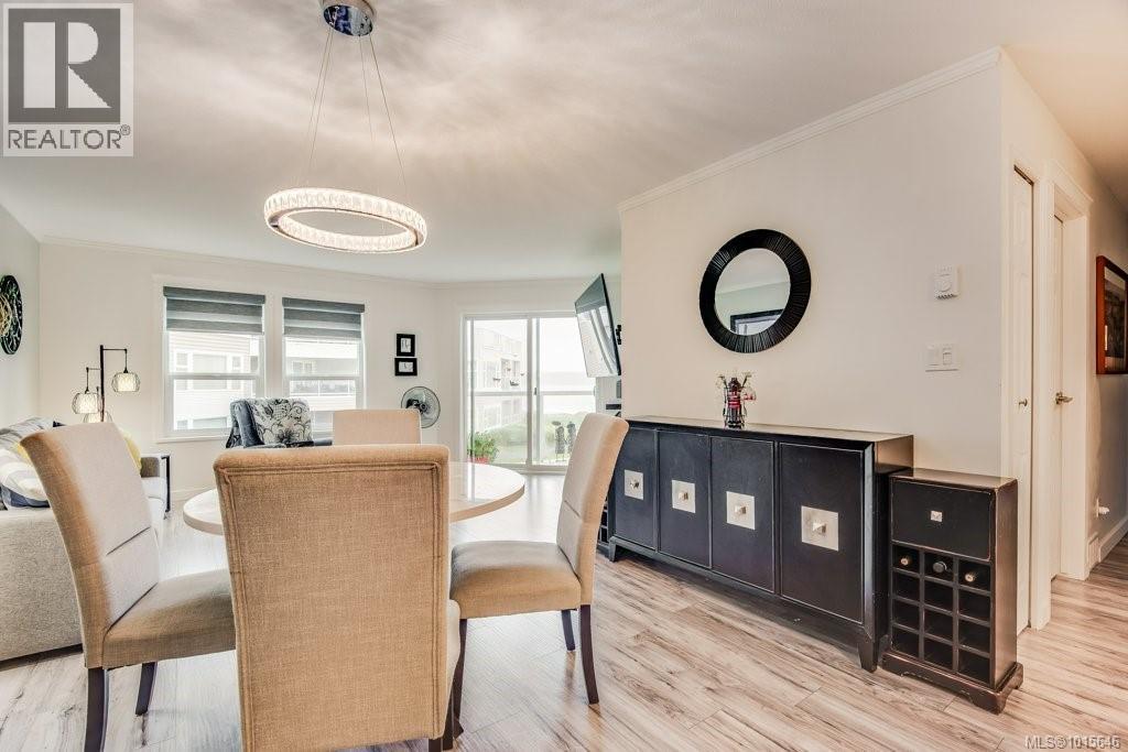 216 390 Island Hwy S, Campbell River