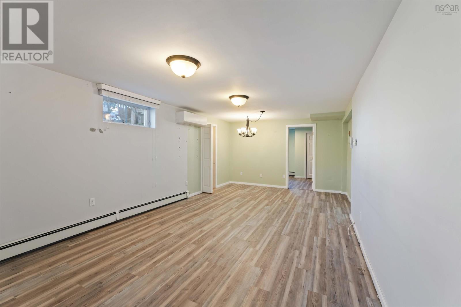 Property 16 of 46 of 796 & 800 Main Street