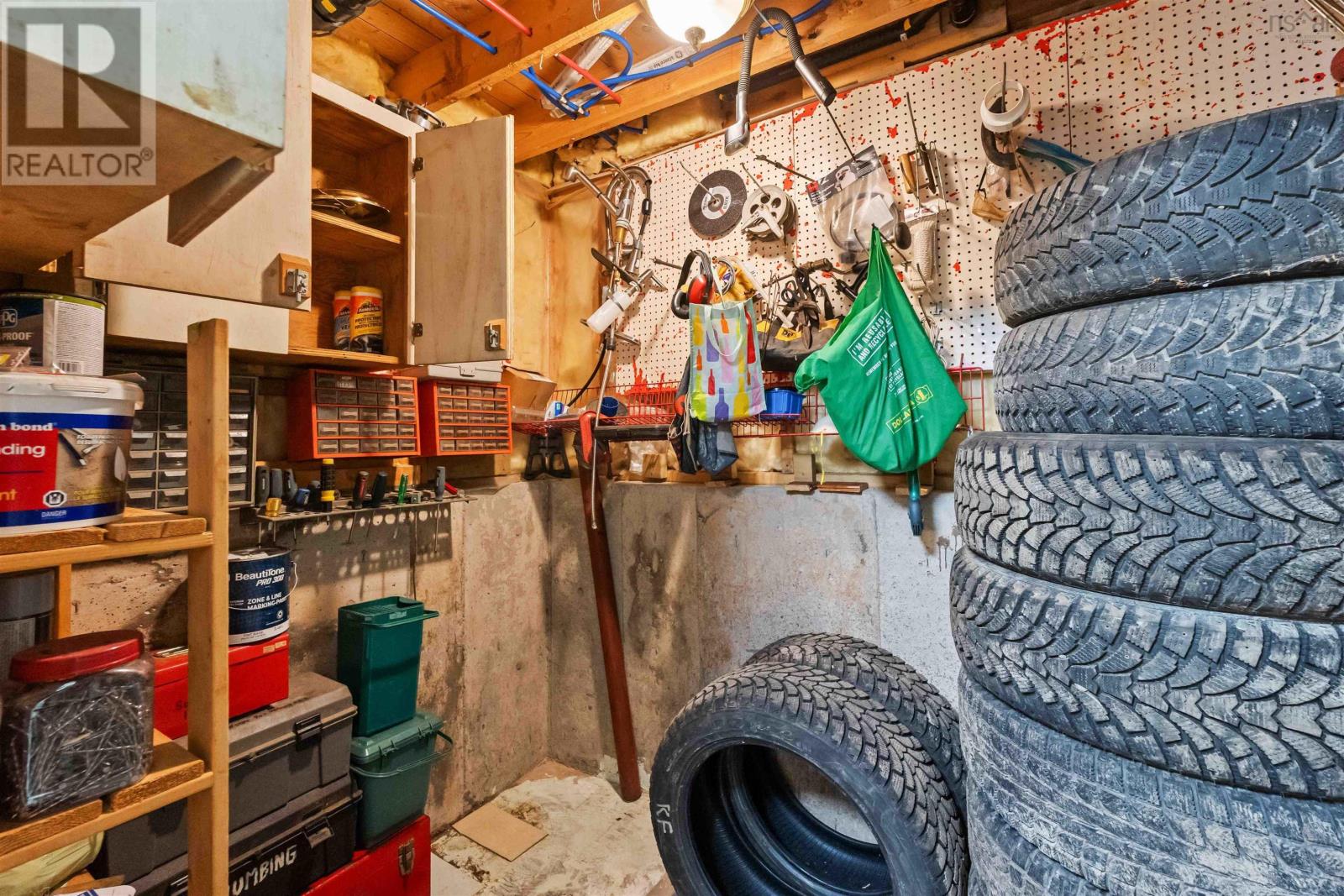 Property 20 of 46 of 796 & 800 Main Street