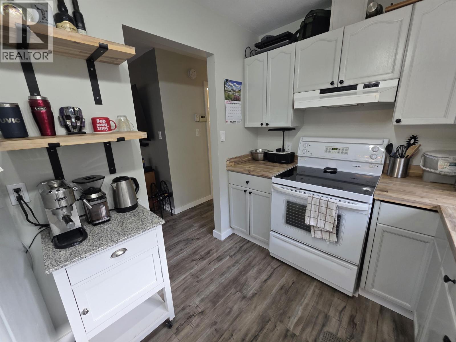 2 4946 HALLIWELL AVENUE, Terrace