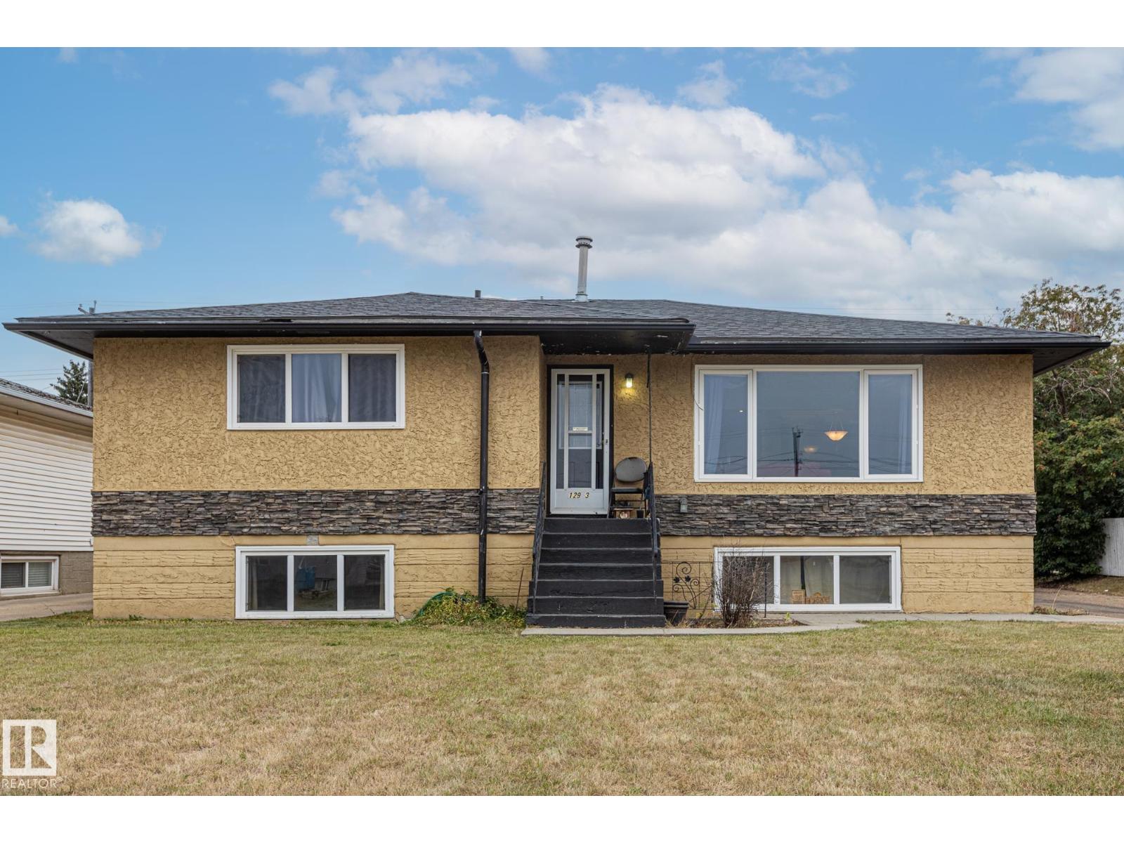 12903/12905 96 ST NW, Edmonton, Alberta