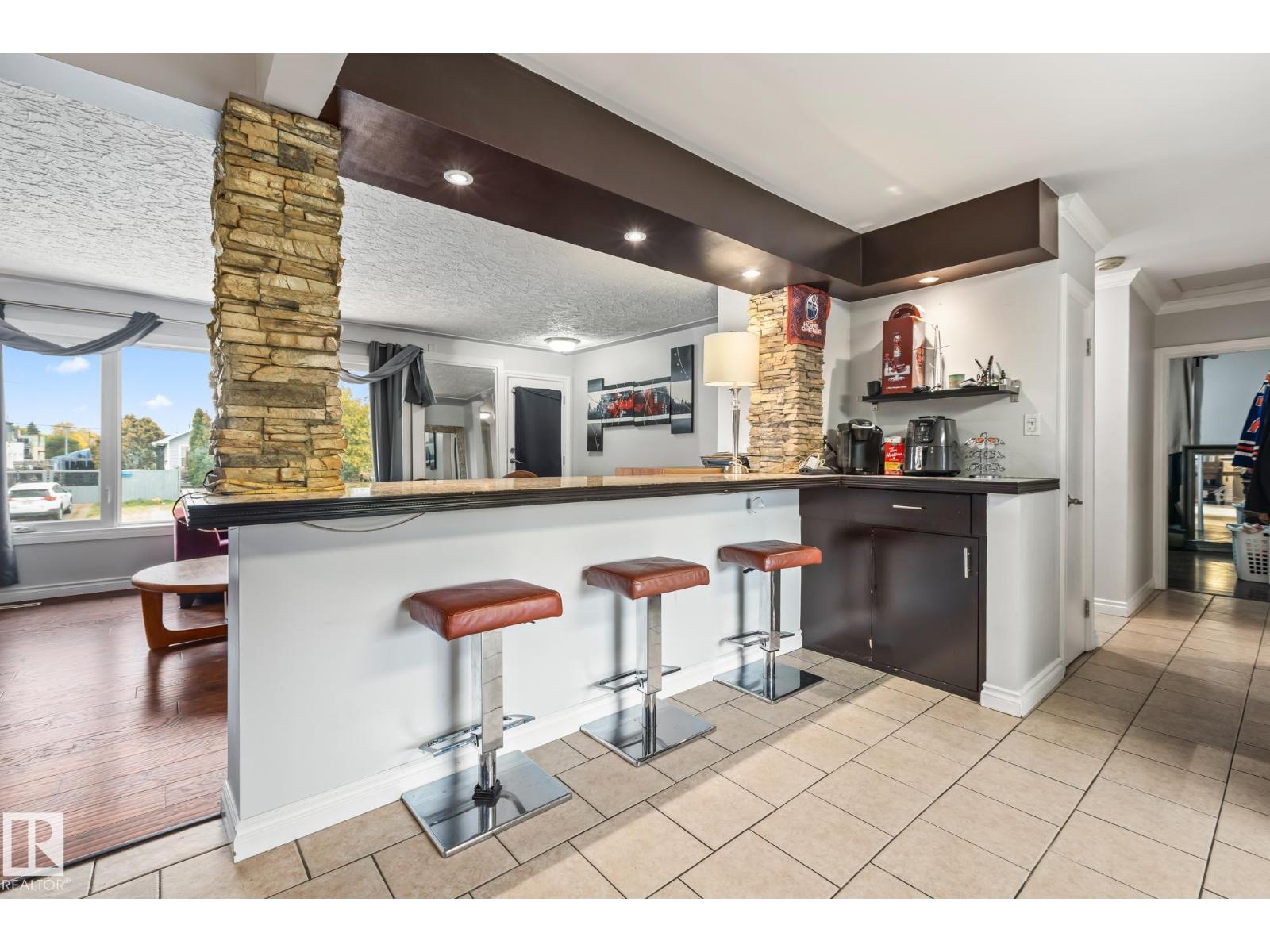 Single Family House Bungalow for Sale in /  ST NW Edmonton 
