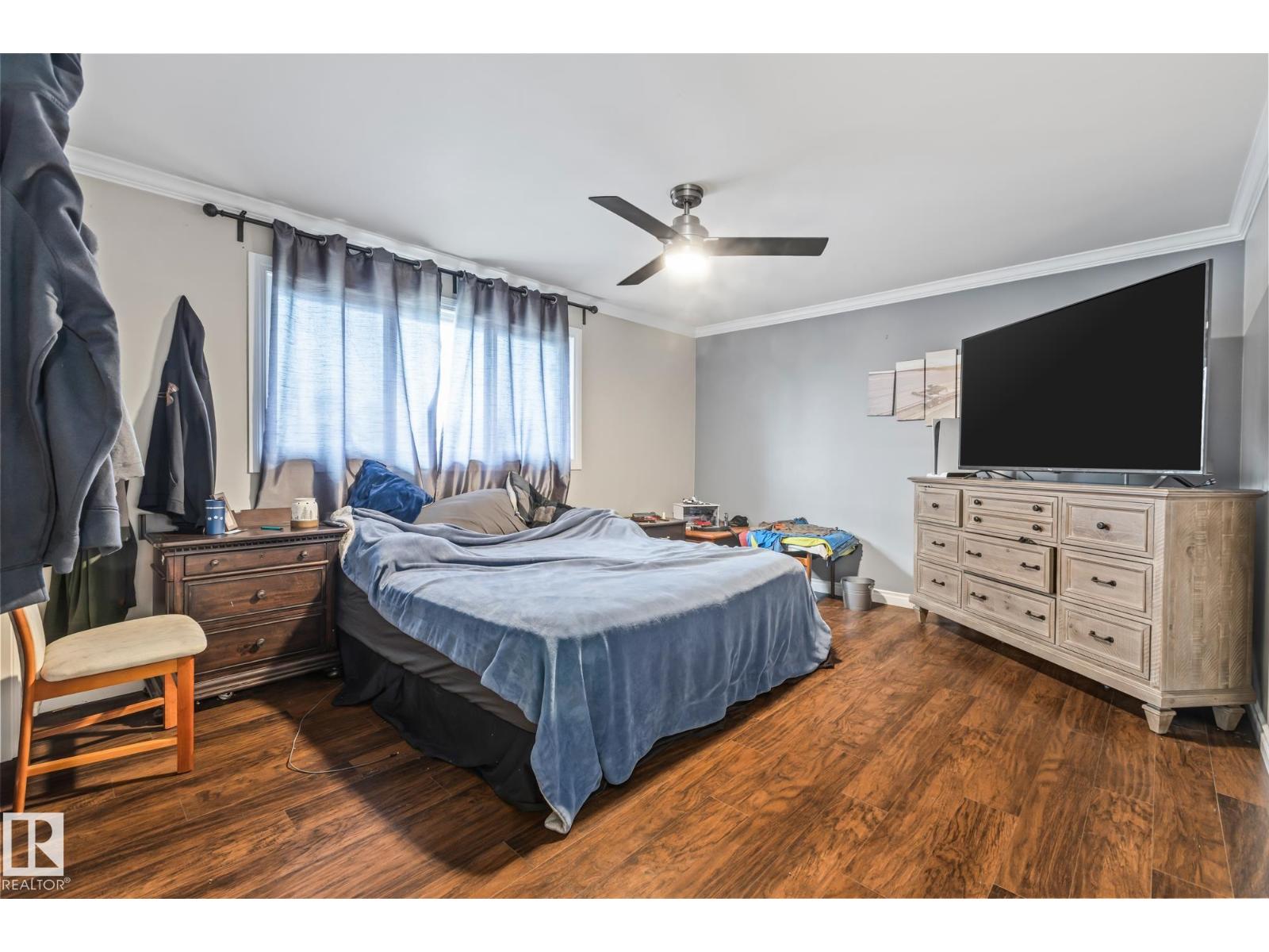 Single Family House Bungalow for Sale in /  ST NW Edmonton 