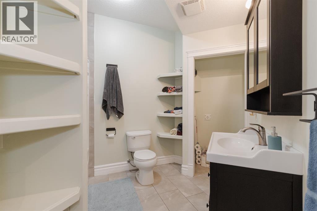 403 Falcon Drive, Fort McMurray