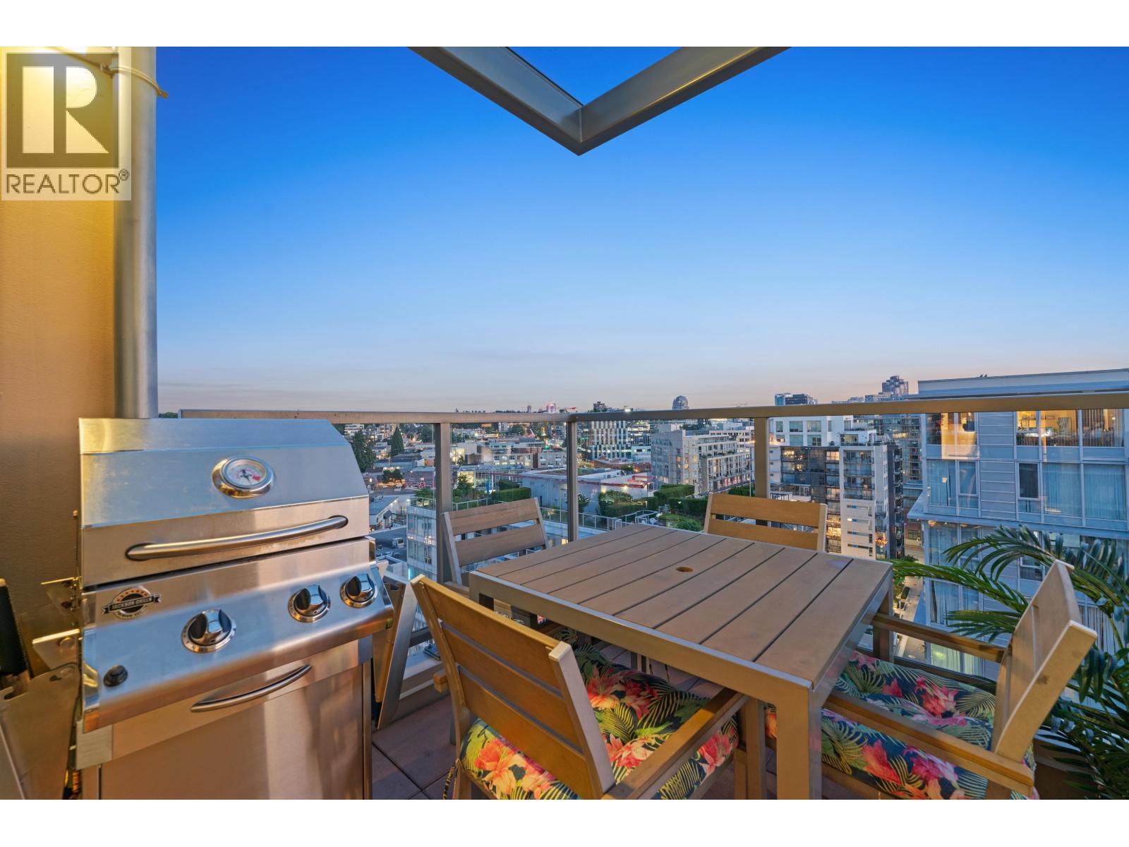 1606 288 W 1ST AVENUE, Vancouver