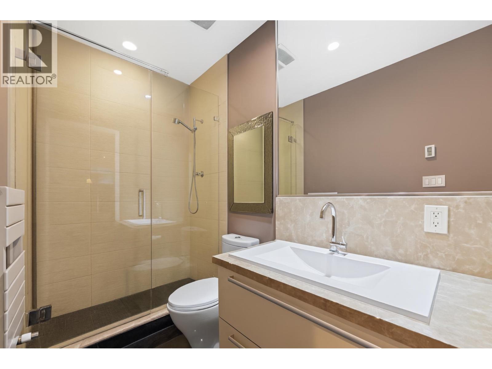 1606 288 W 1ST AVENUE, Vancouver