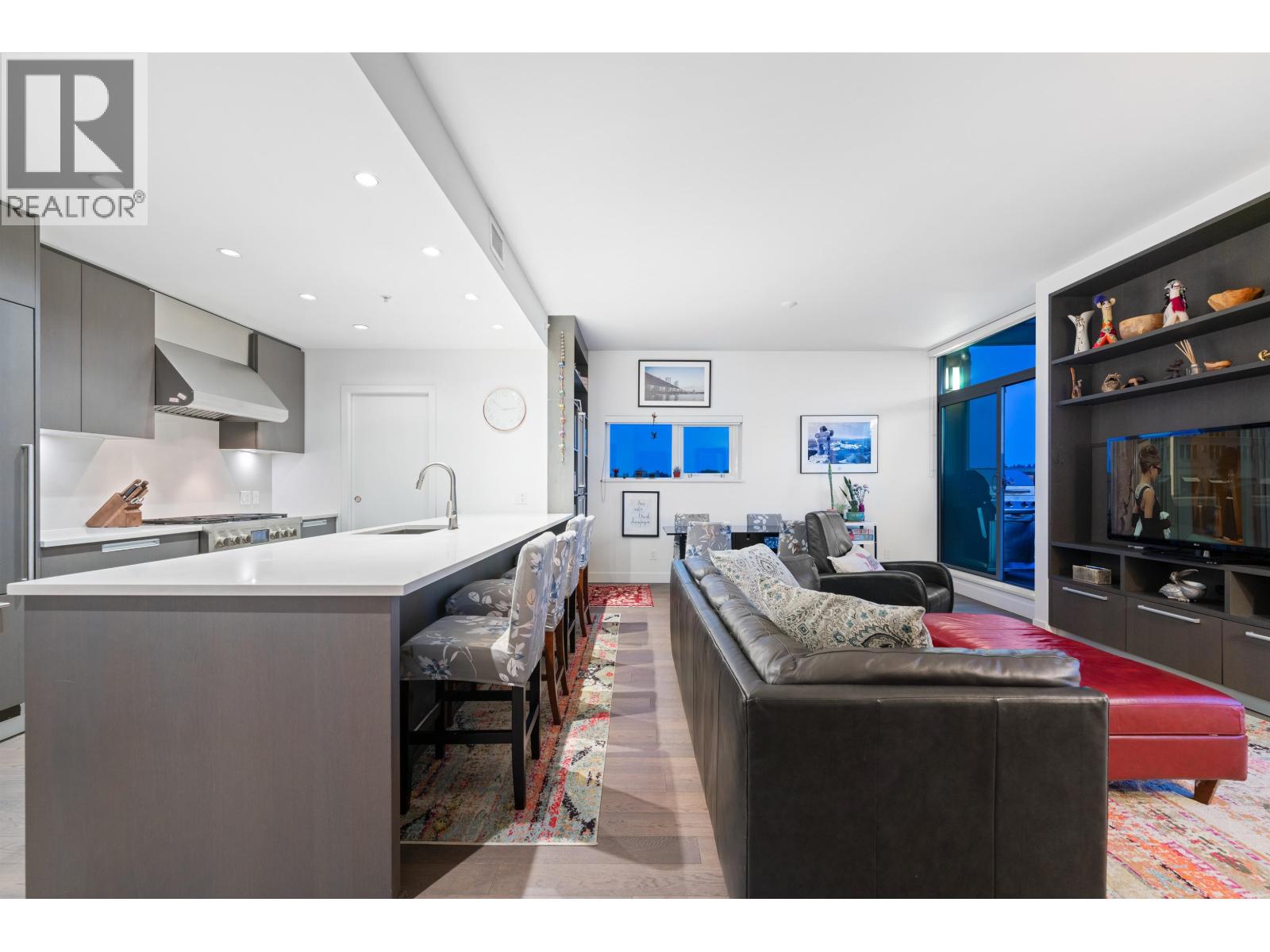 1606 288 W 1ST AVENUE, Vancouver