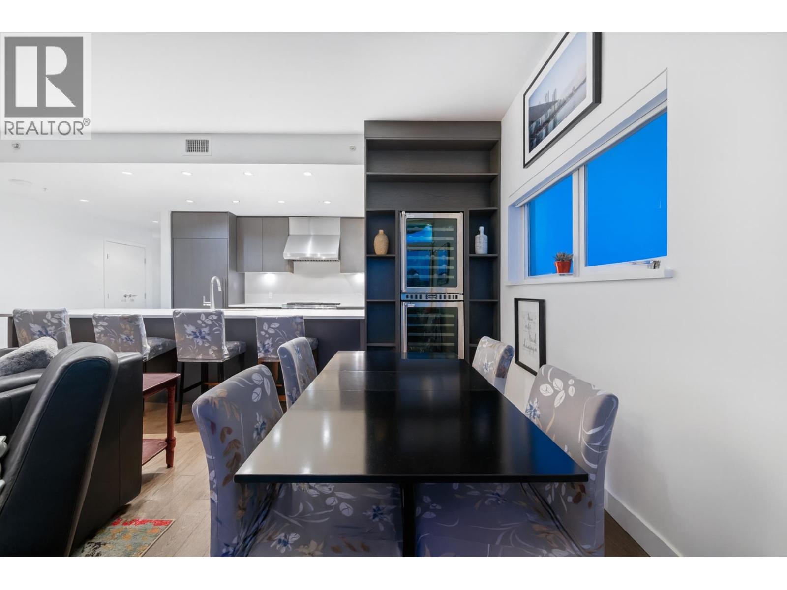 1606 288 W 1ST AVENUE, Vancouver