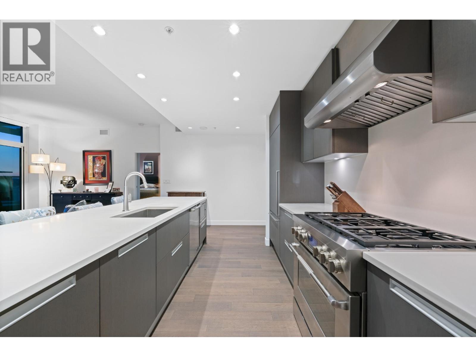 1606 288 W 1ST AVENUE, Vancouver