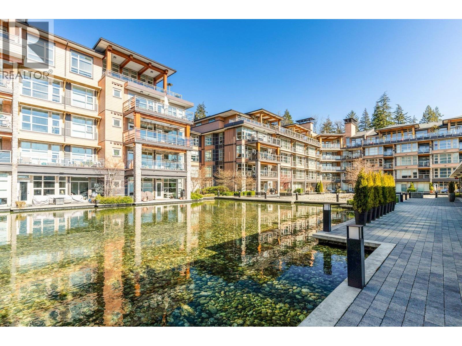 406 3606 ALDERCREST DRIVE, North Vancouver