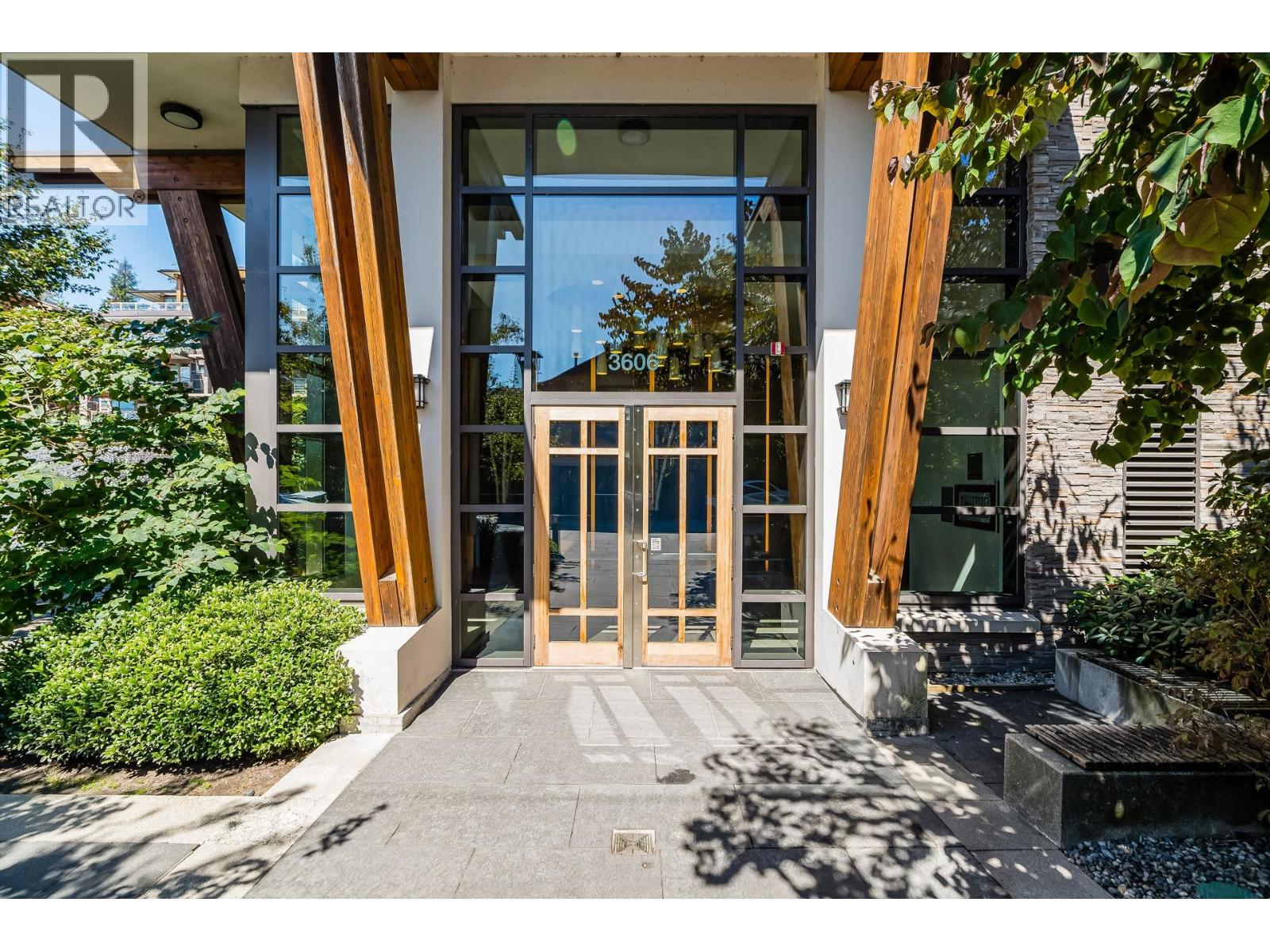 406 3606 ALDERCREST DRIVE, North Vancouver