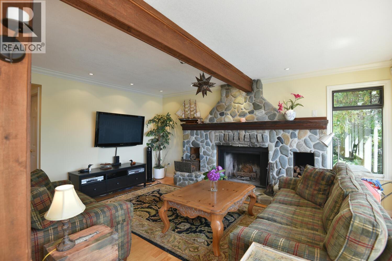 4836 SINCLAIR BAY ROAD, Garden Bay