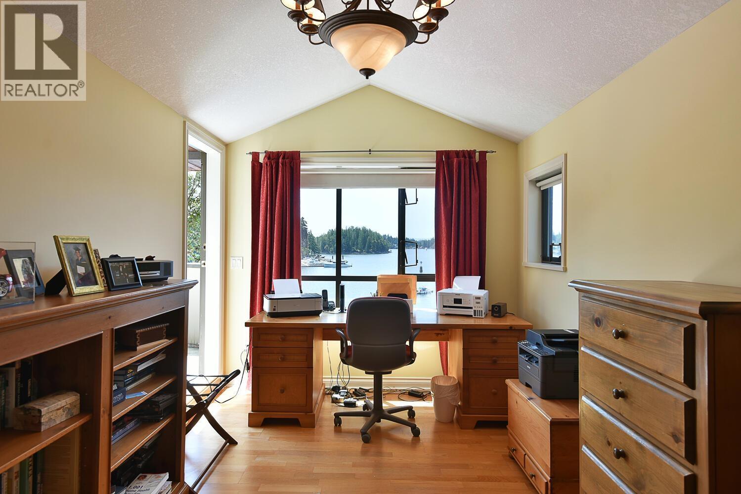 4836 SINCLAIR BAY ROAD, Garden Bay