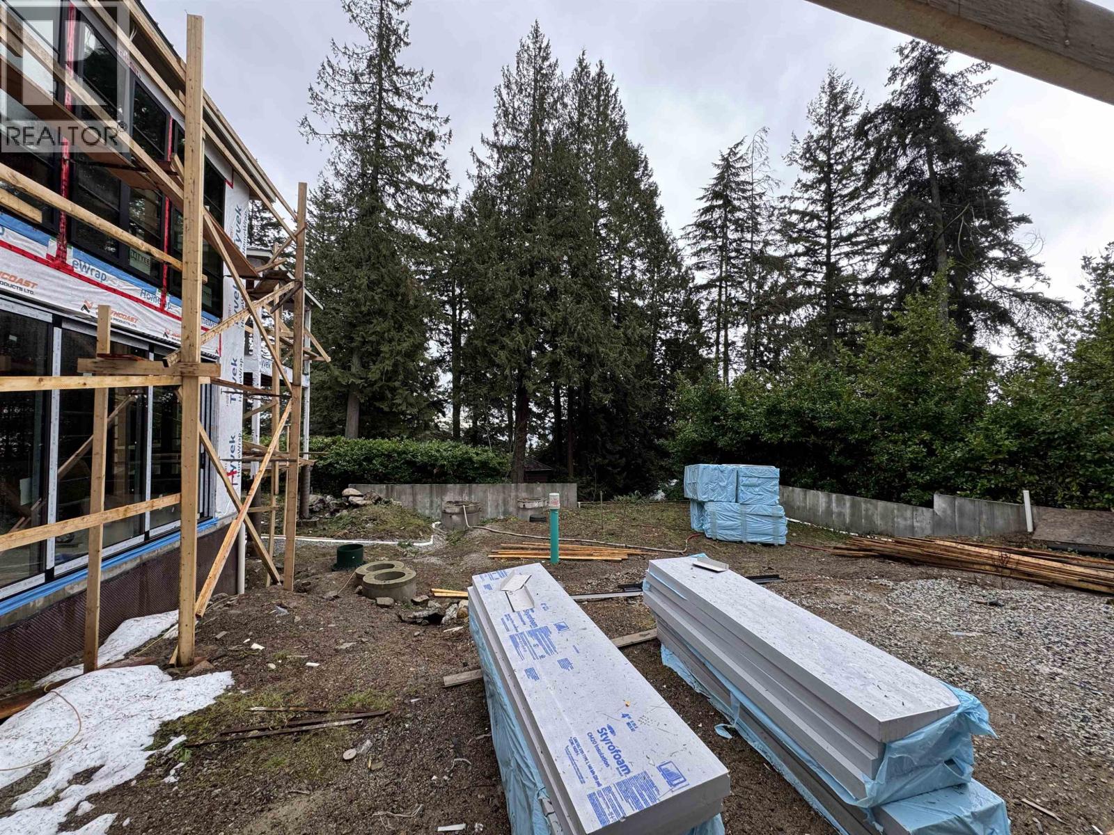4652 CLOVELLY WALK, West Vancouver