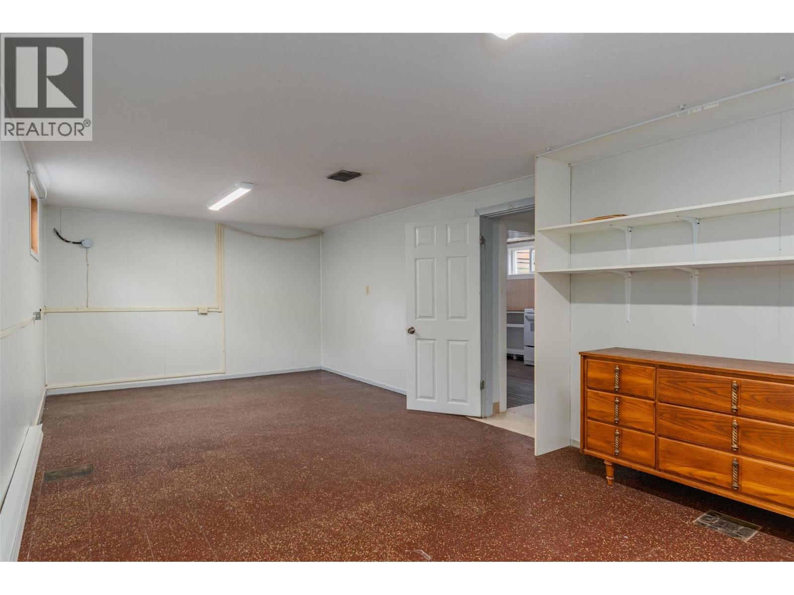 3141 Highway Drive, Trail