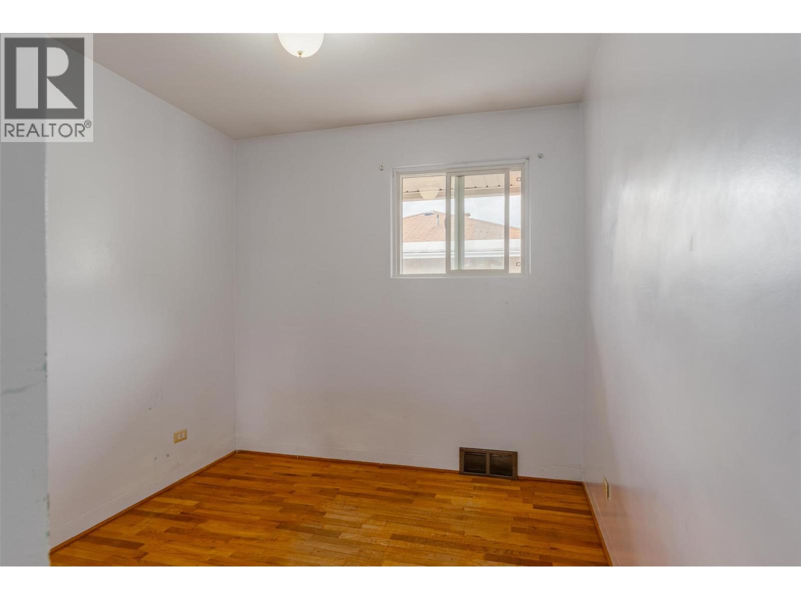 3141 Highway Drive, Trail
