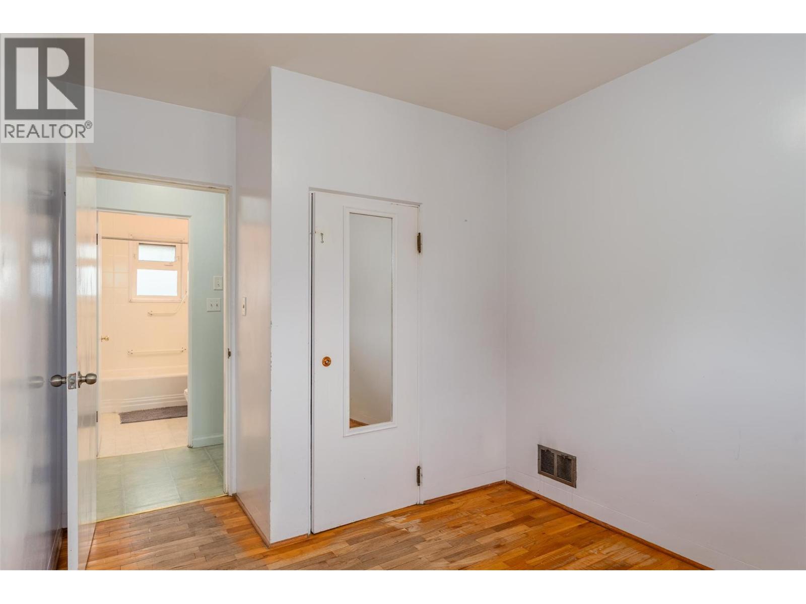 3141 Highway Drive, Trail
