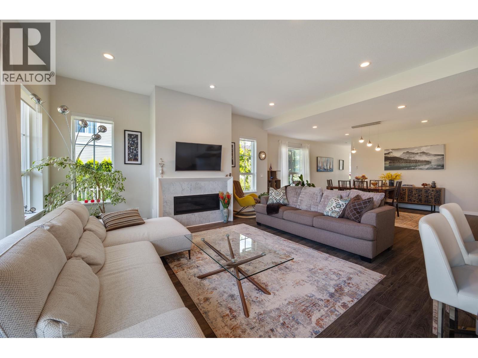 #12B-5551 ADMIRAL Way, Ladner