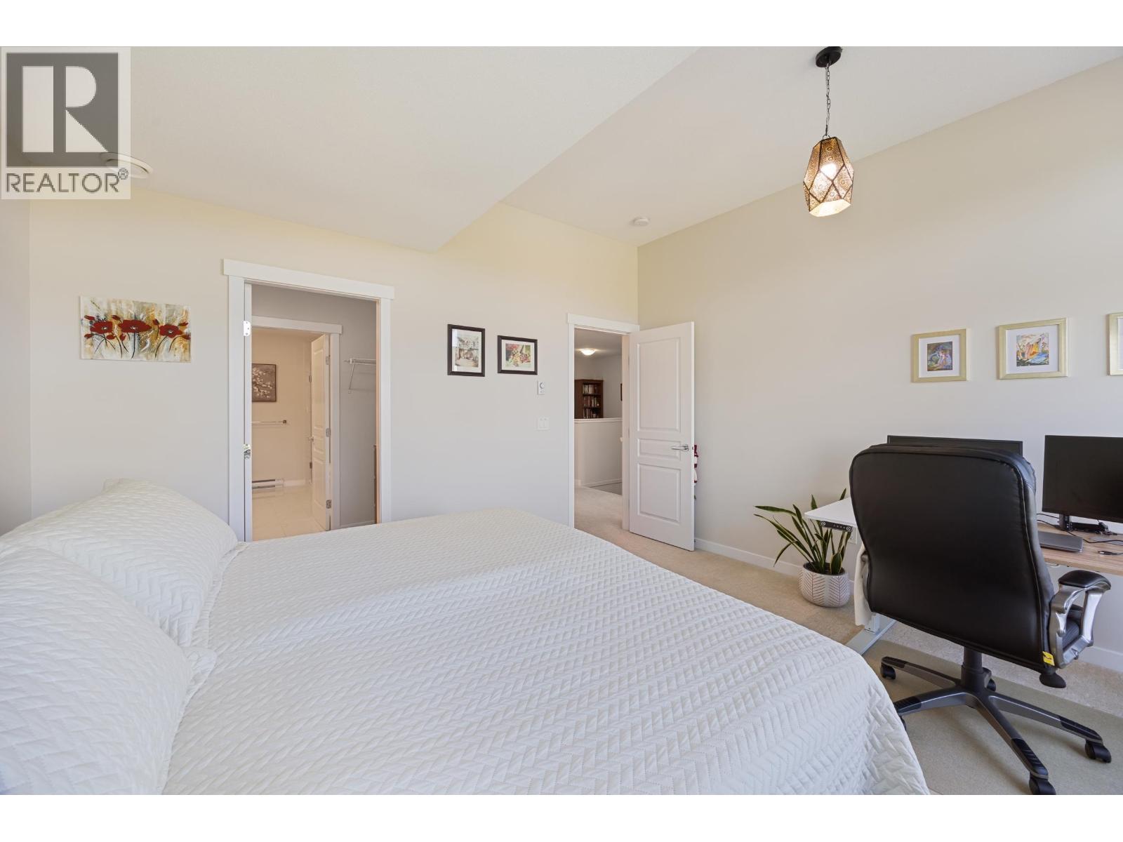 #12B-5551 ADMIRAL Way, Ladner