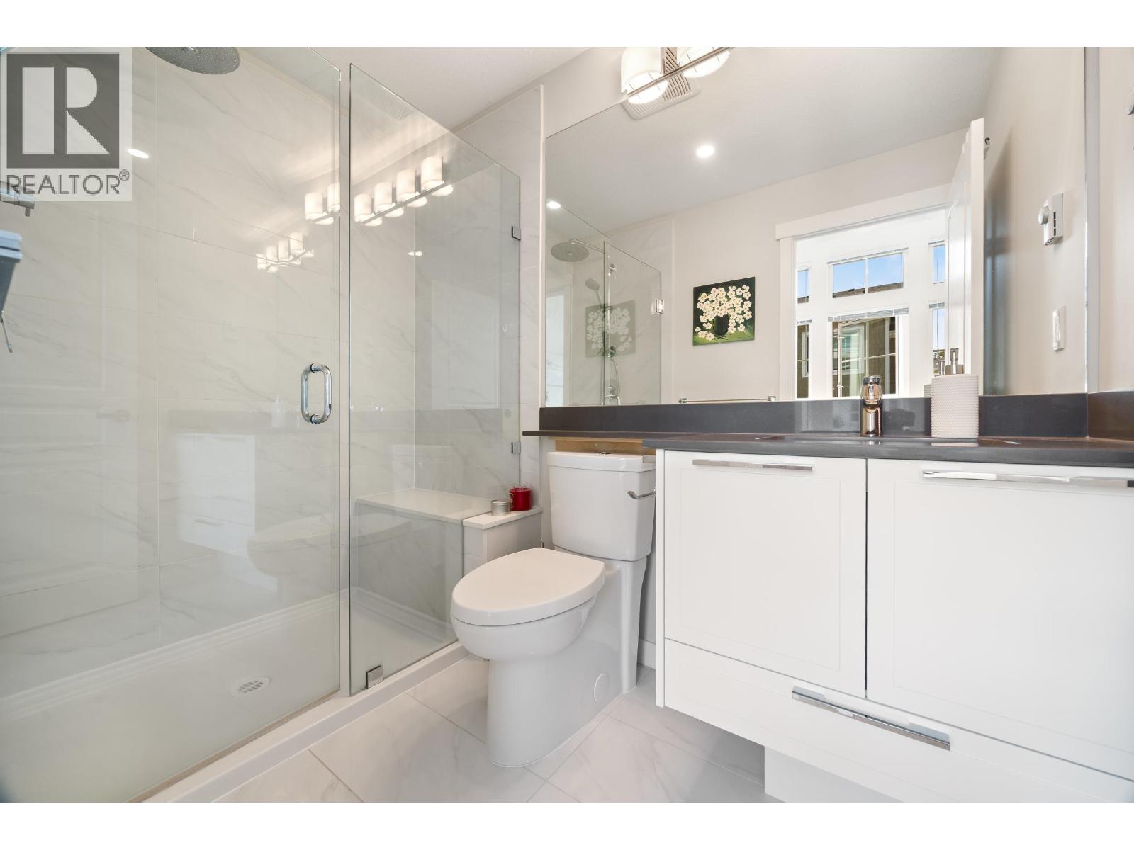 #12B-5551 ADMIRAL Way, Ladner