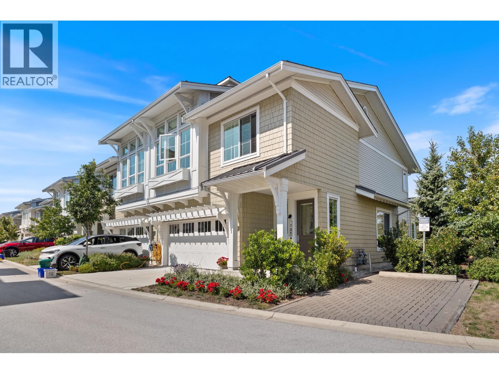 #12B-5551 ADMIRAL Way, Ladner