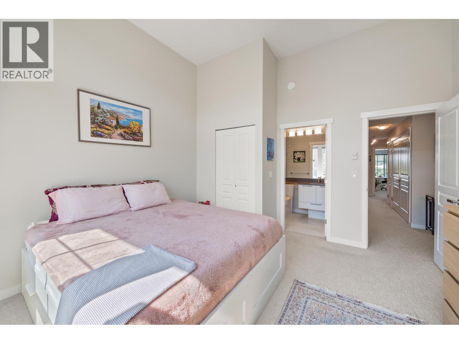 #12B-5551 ADMIRAL Way, Ladner