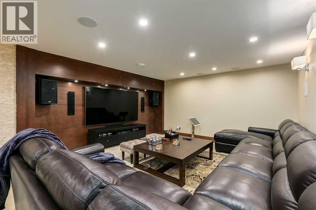 Single Family House Bungalow for Sale in  St Andrews Place NW St Andrews Heights Calgary 