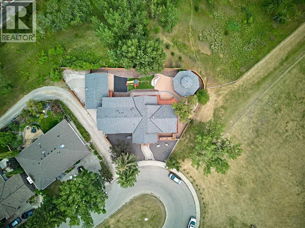 Single Family House Bungalow for Sale in  St Andrews Place NW St Andrews Heights Calgary 