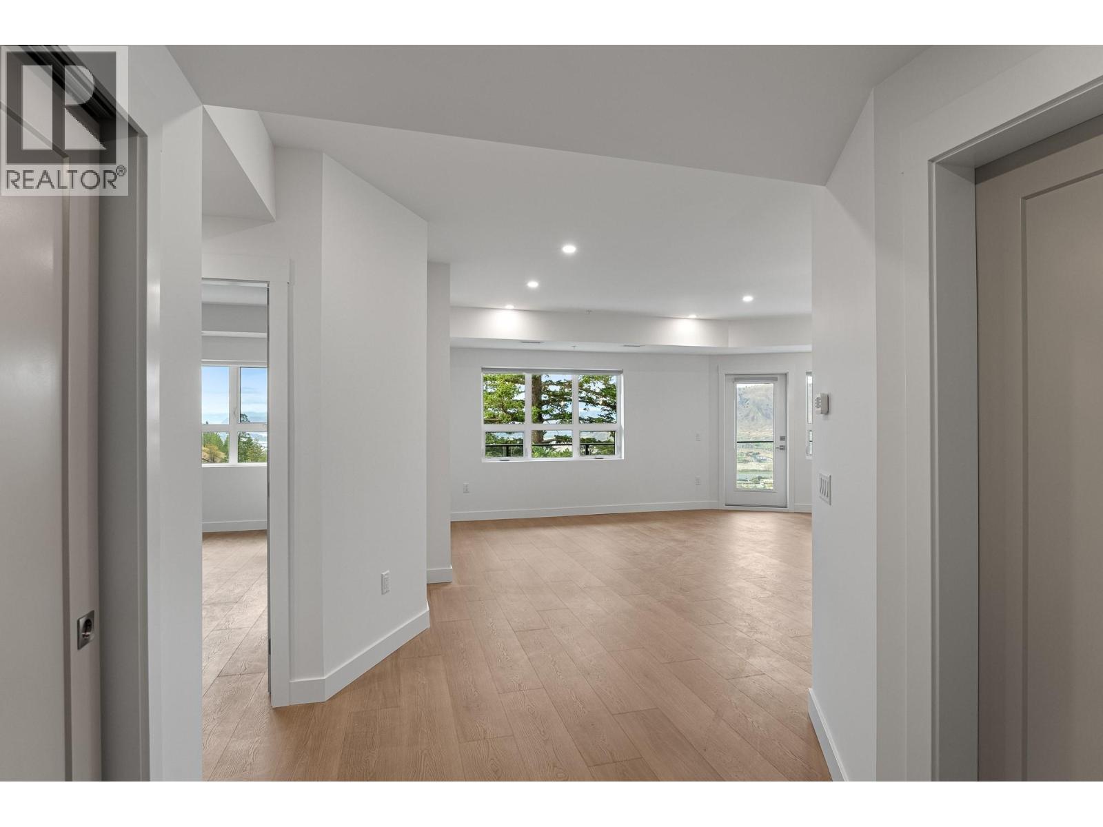 1844 Qu'Appelle Boulevard Unit# 205, Kamloops