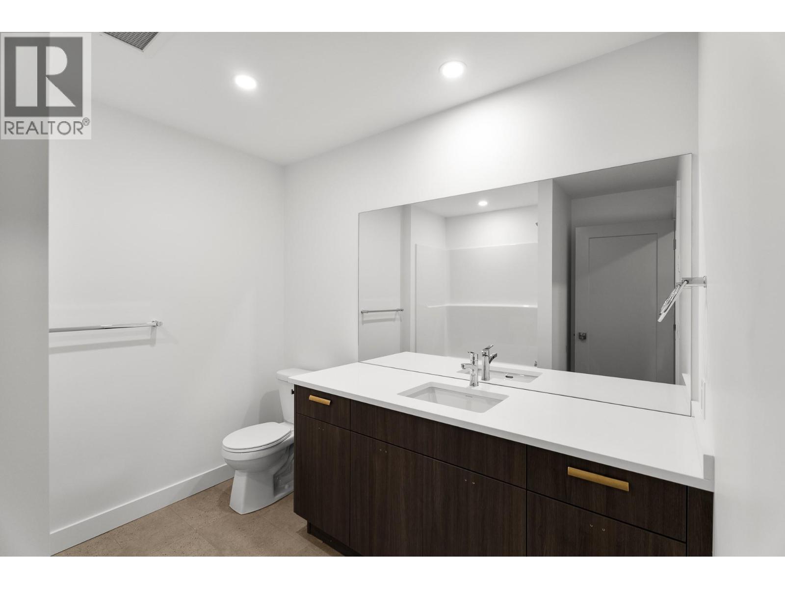 1844 Qu'Appelle Boulevard Unit# 205, Kamloops