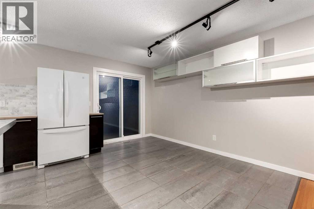Single Family House Bi-level for Sale in  ALCOTT Road SE Acadia Calgary 