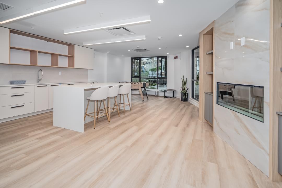 406 13788 76 AVENUE, Surrey