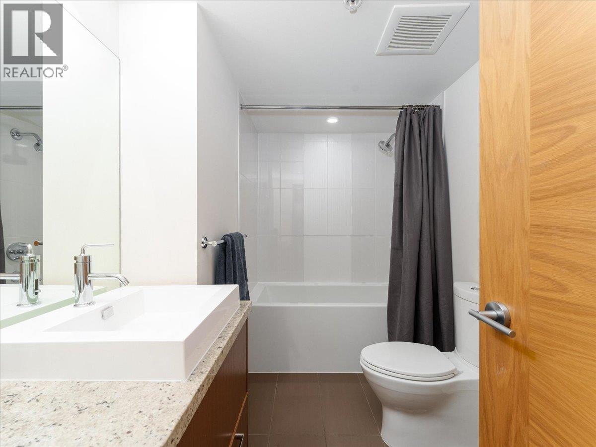 2953 WALL STREET, Vancouver