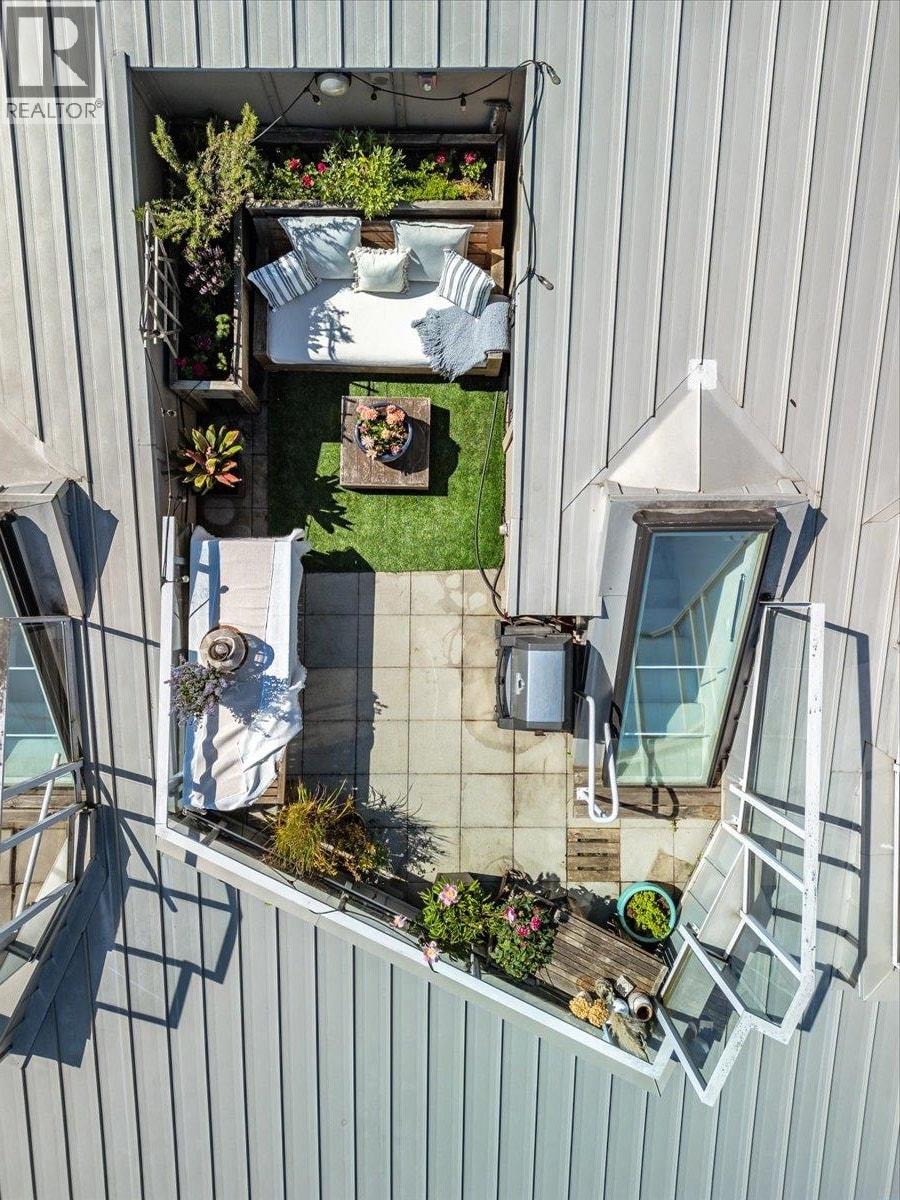 2953 WALL STREET, Vancouver